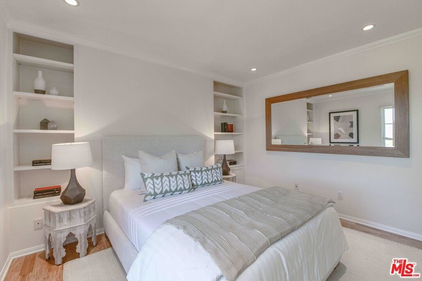 Welcome home to this truly one of a kind Silver Lake home - photo 40