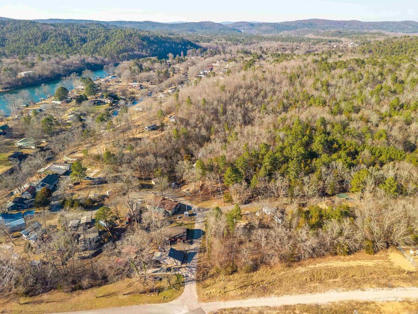 An excellent opportunity for investors and visionaries! This - photo 2