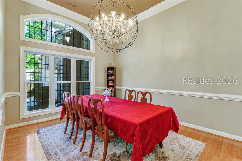 Welcome to 2 Crossings Blvd! Very nice, larger home with great - photo 6