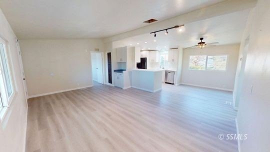 It is not often that you see a property...with the *wow* factor - photo 4