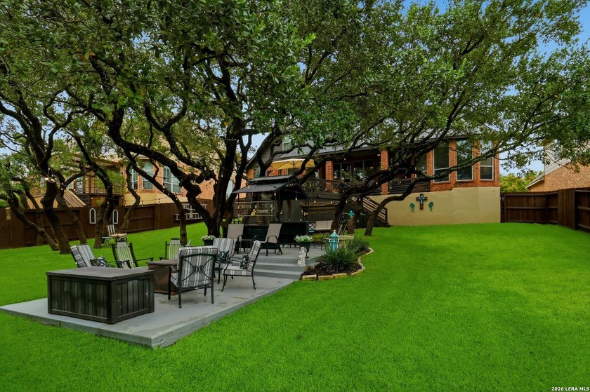 Luxury Living in The Terraces at Encino Park. Welcome to this - photo 30