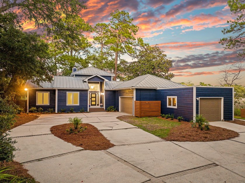 A rare waterfront retreat where privacy, panoramic bayou views - photo 4