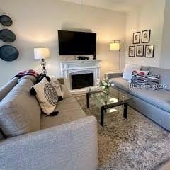 UNFURNISHED OR TOTALLY FURNISHED, your choice! The furnishings - photo 4