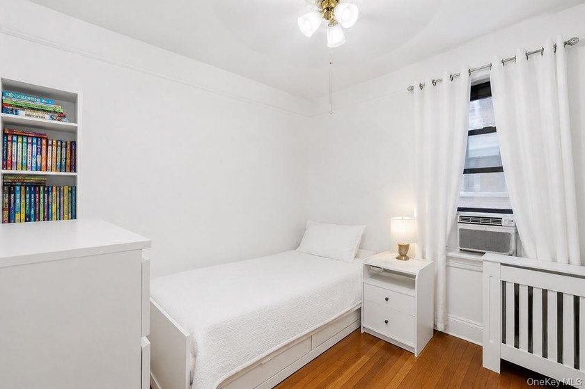 Exceptional vacant 2-family opportunity in the desirable Pelham - photo 7