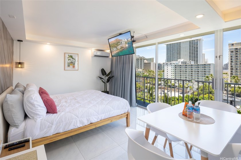 Turn key vacation rental. Nicely renovated, best location in the - photo 5