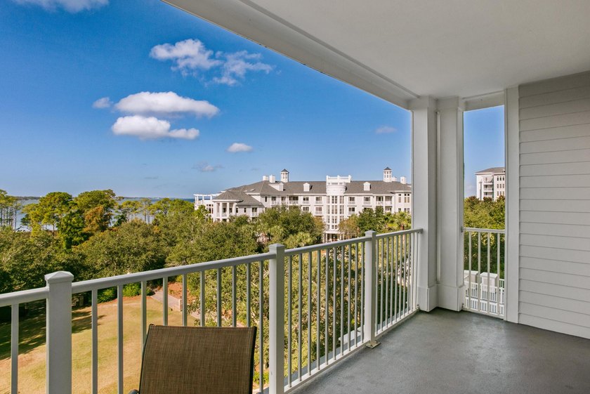 Perched on the 5th floor of Grand Sandestin, this beautifully - photo 2