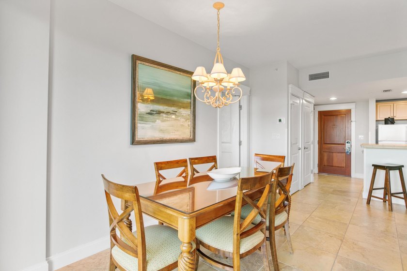 Perched on the 5th floor of Grand Sandestin, this beautifully - photo 10