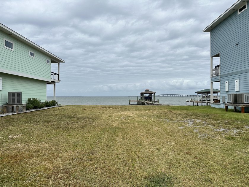 Here's your chance to build your dream home on the water with - photo 12