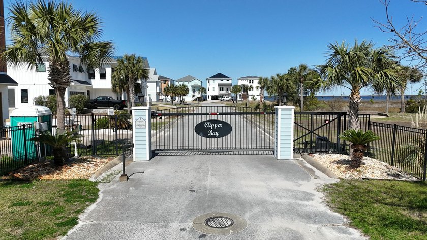 Here's your chance to build your dream home on the water with - photo 18