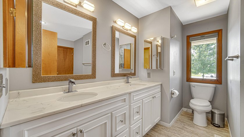Welcome home to this beautifully maintained home on a desirable - photo 18