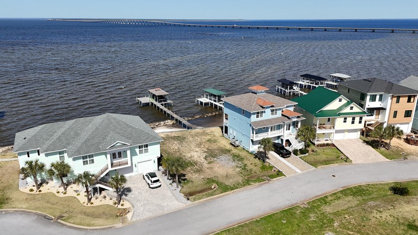Here's your chance to build your dream home on the water with - photo 26