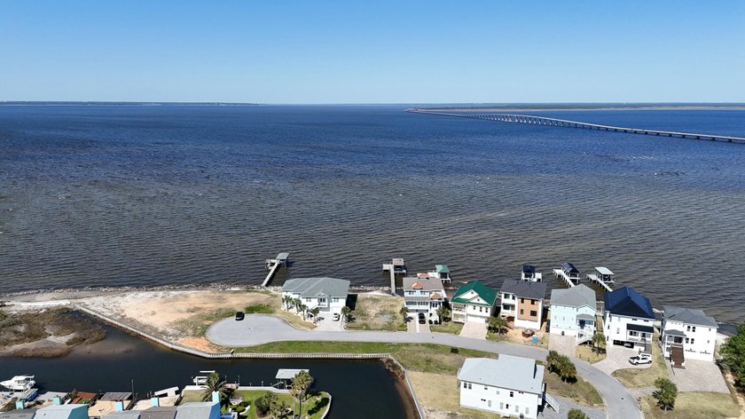Here's your chance to build your dream home on the water with - photo 33