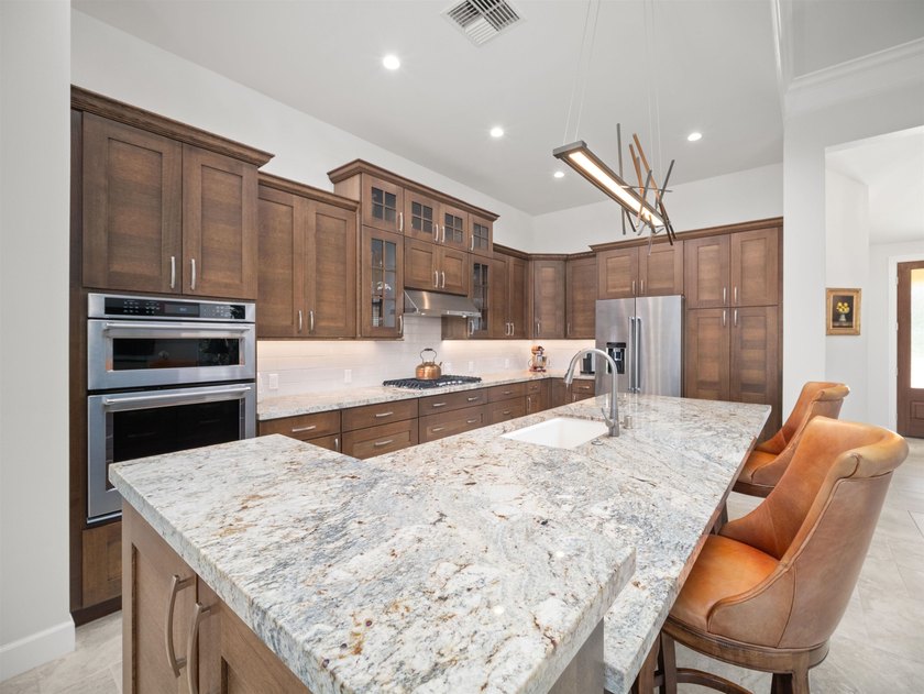 Also listed under Condominium MLS# 408082. Welcome to Hokulani - photo 4