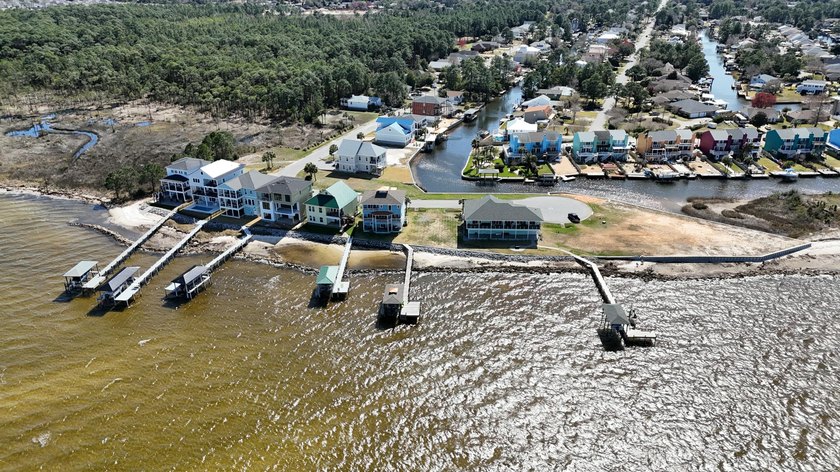 Here's your chance to build your dream home on the water with - photo 38