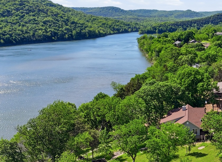 Beautiful Waterfront Home - photo 2