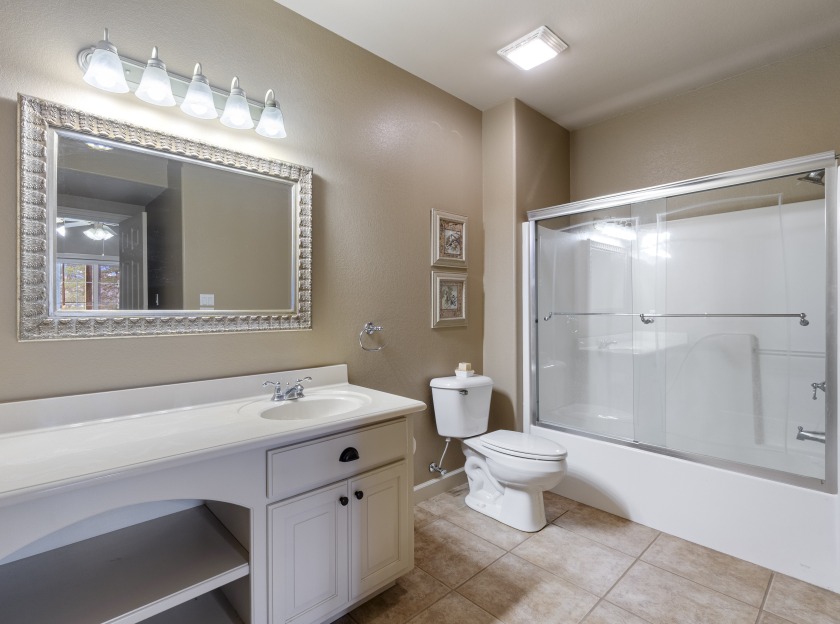 Ensuite guest bath - photo 19