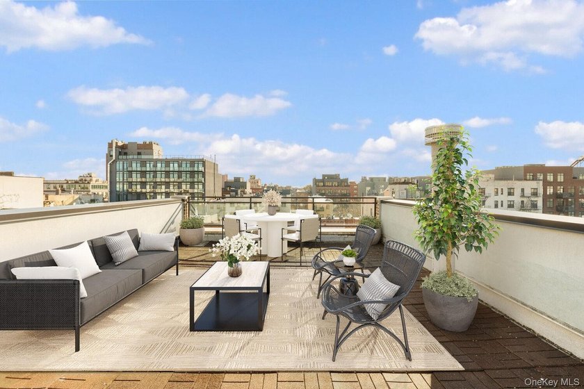 Welcome to 187 Pulaski Street, Unit 3, a beautifully appointed - photo 6