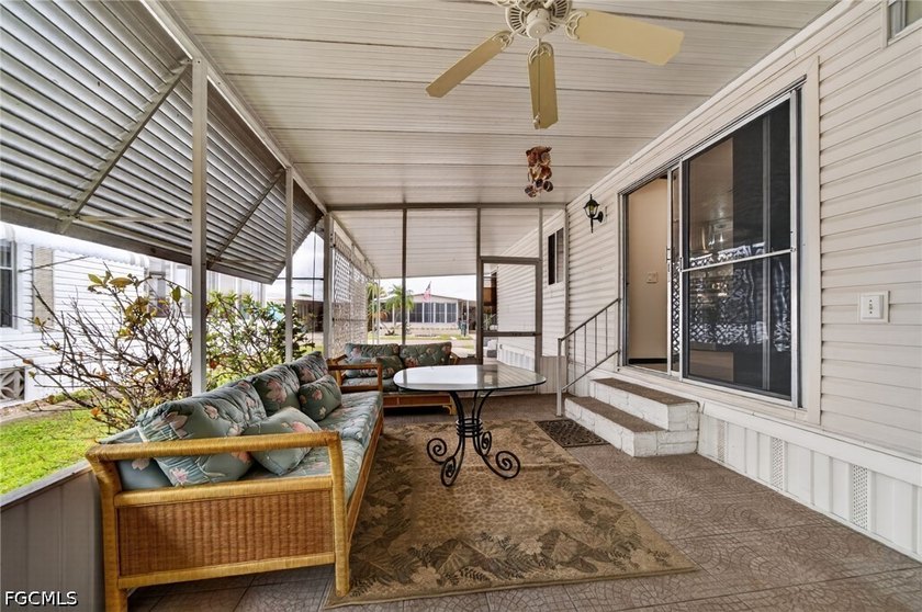 Seller motivated. Welcome in the beautiful, resort-style - photo 22