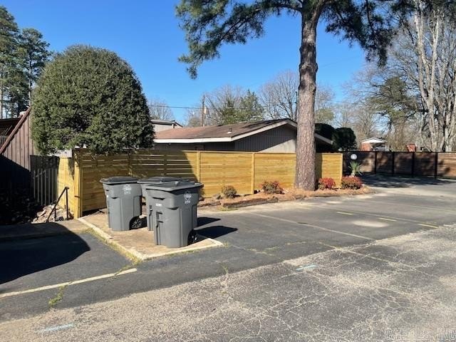 Spend many relaxing hours at this lovely 2 bedroom, 1.5 bath - photo 32