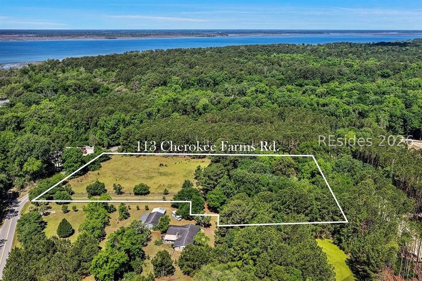 4.02 Acres with Residence and Surrounded by The Beautiful - photo 6