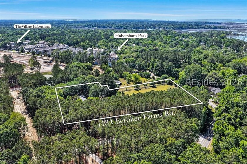 4.02 Acres with Residence and Surrounded by The Beautiful - photo 7
