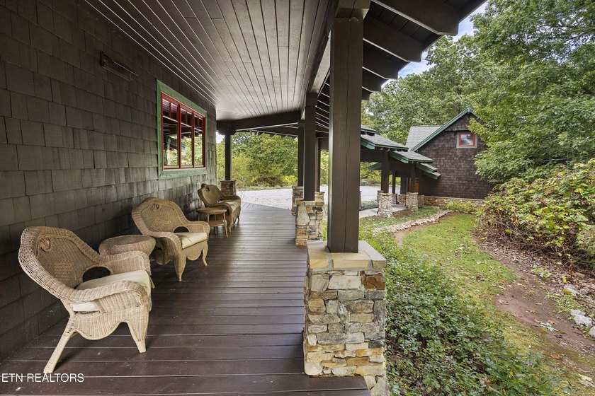 When you have had enough of city life, escape to this retreat - photo 38