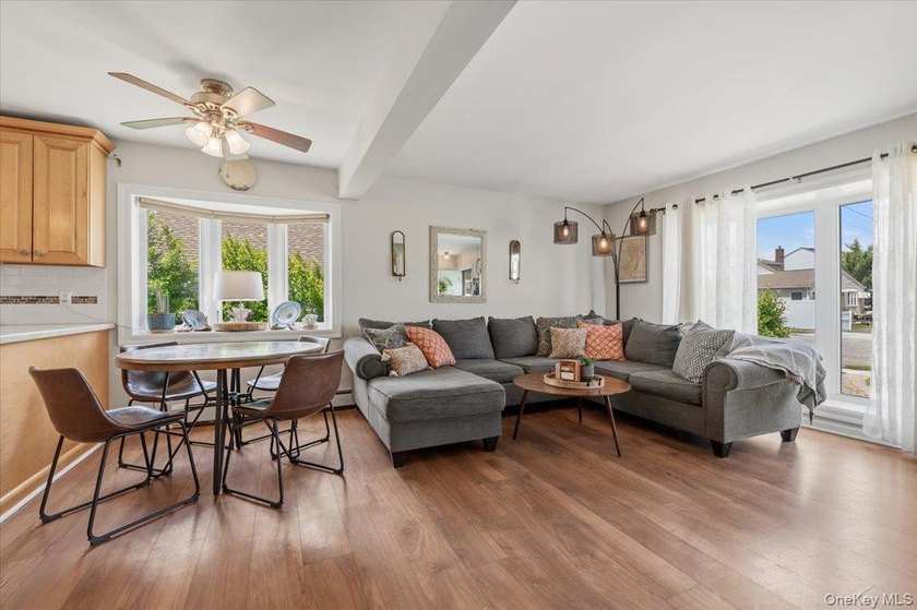 Welcome to 104 Franklin Place - a beautifully updated Cape - photo 9