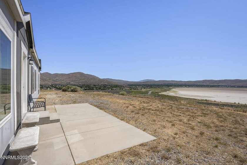 Enjoy the perfect blend of space, comfort, and panoramic Nevada - photo 5