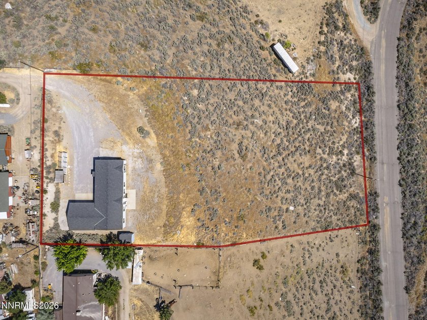 Enjoy the perfect blend of space, comfort, and panoramic Nevada - photo 7