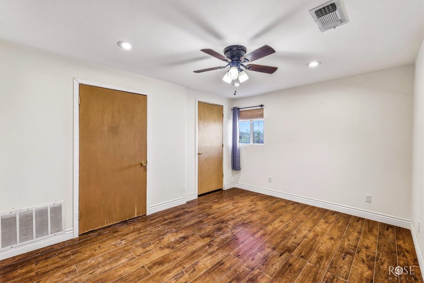 Looking for your own oasis in Robert Lee? Look no further! This - photo 19