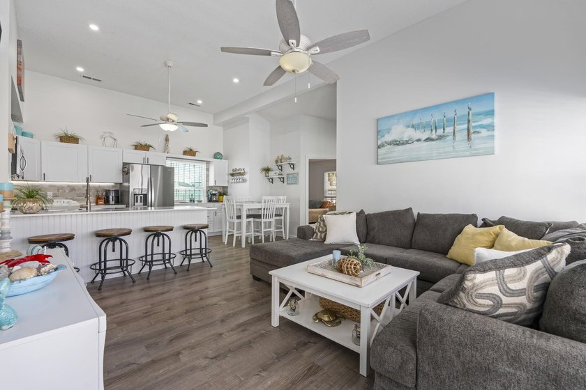 Location, Location, Location! Welcome home to this beautifully - photo 4