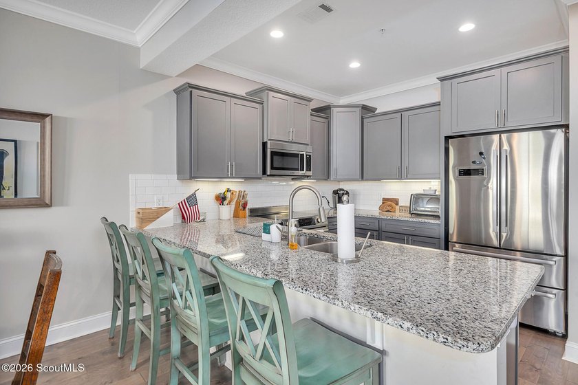 Looking for low maintenance island living with modern style and - photo 11