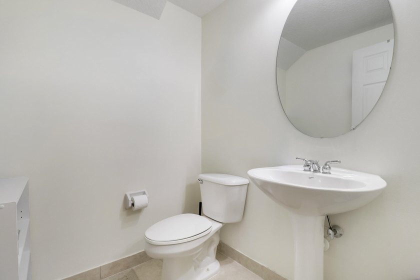 Great Investment Opportunity! Long term tenant in place at - photo 24