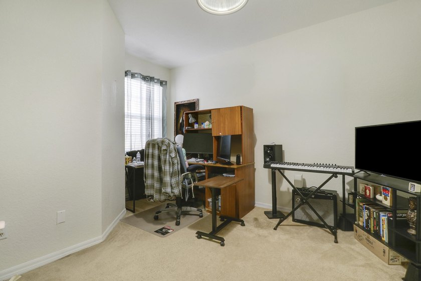 Great Investment Opportunity! Long term tenant in place at - photo 31
