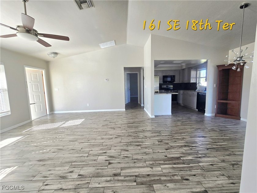 Welcome Home | Bienvenido a Su Casa ? NO FLOOD INSURANCE - photo 32