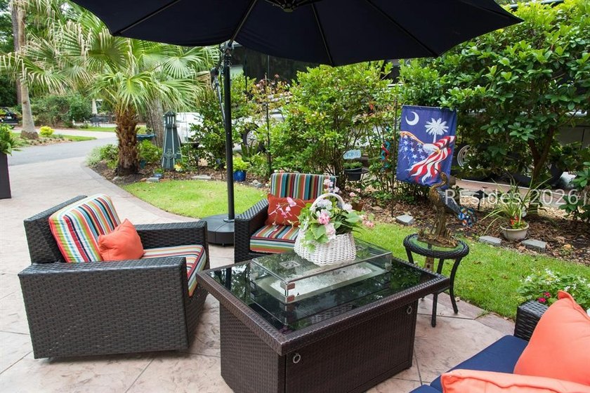 Experience the perfect blend of privacy and convenience on this - photo 4