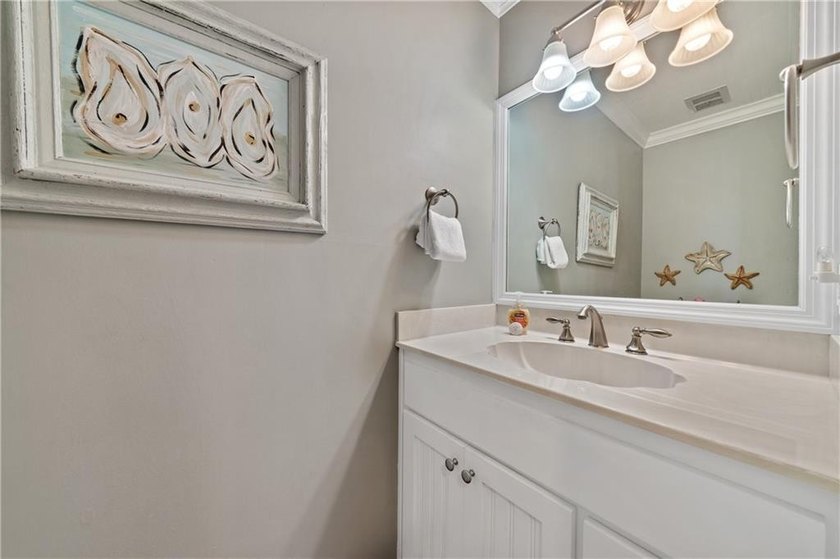 For Sale: Dune Breeze Townhome at 1528 Ocean Boulevard, St - photo 22