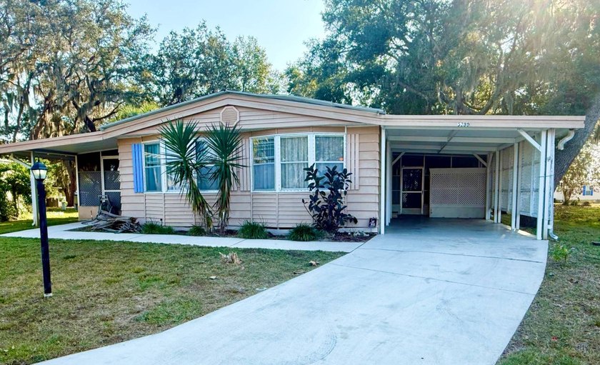 HANDYMAN SPECIAL! SELLER MOTIVATED! 1980 2 Bed - 2 Bath FIXER - photo 22