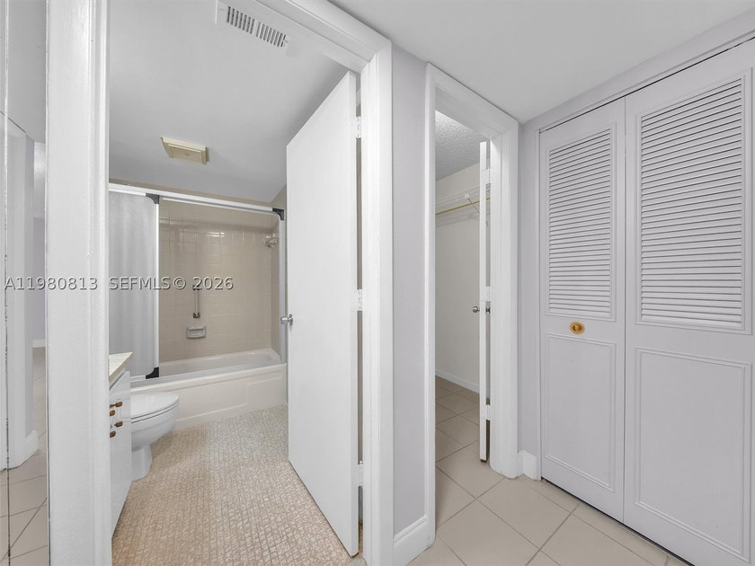 Come explore the Florida lifestyle in this active 55+ community - photo 23