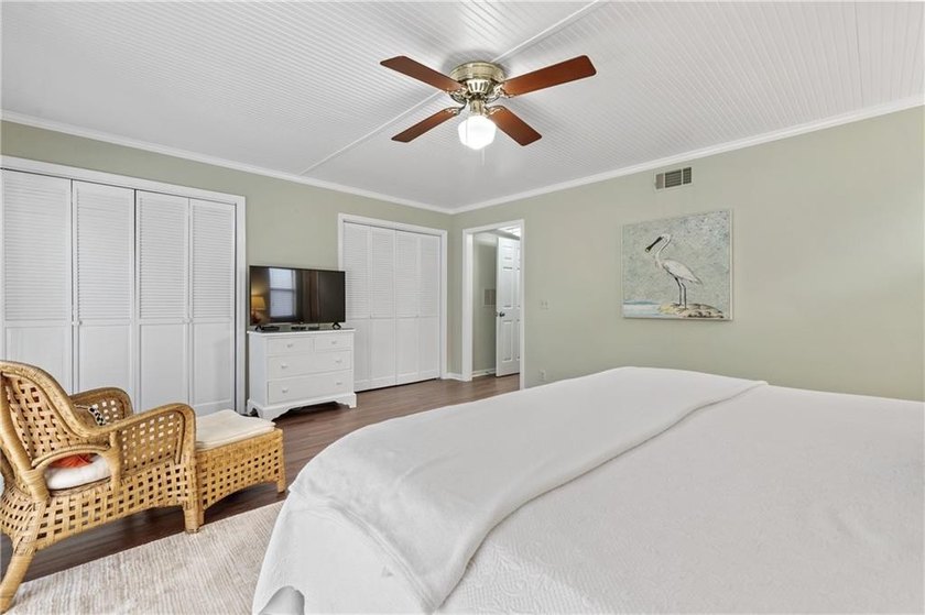 For Sale: Dune Breeze Townhome at 1528 Ocean Boulevard, St - photo 25