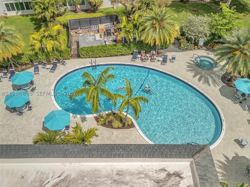 Come explore the Florida lifestyle in this active 55+ community - photo 32