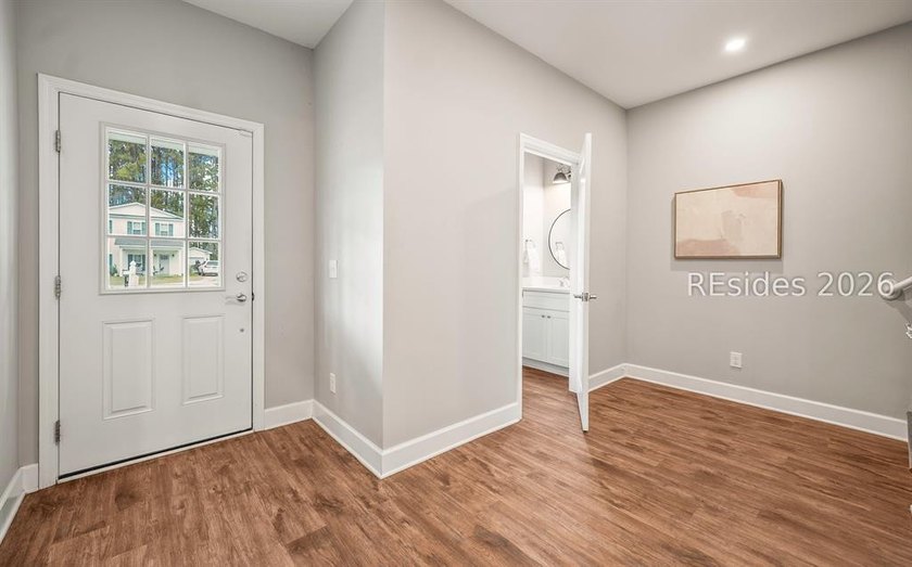 Seller offering $10,000.00 in concessions for closing costs - photo 5