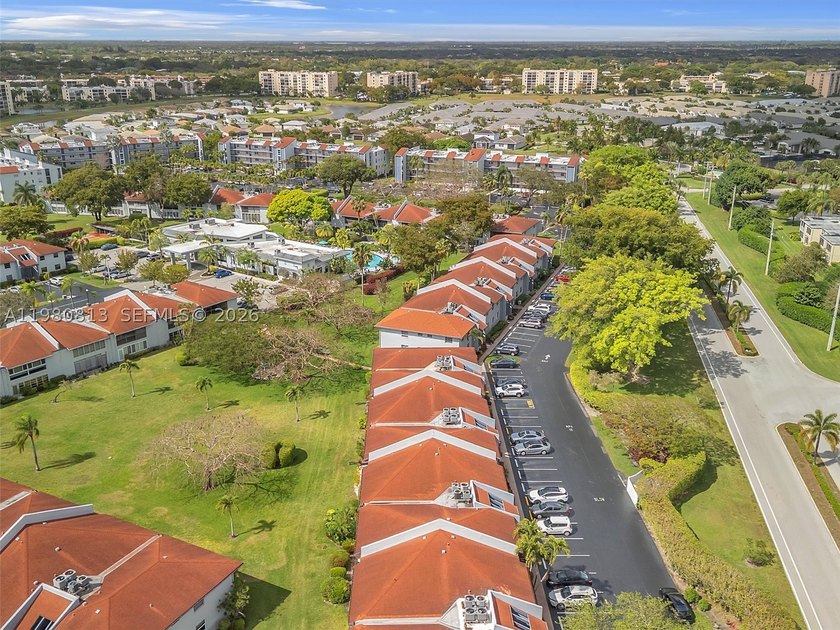 Come explore the Florida lifestyle in this active 55+ community - photo 37