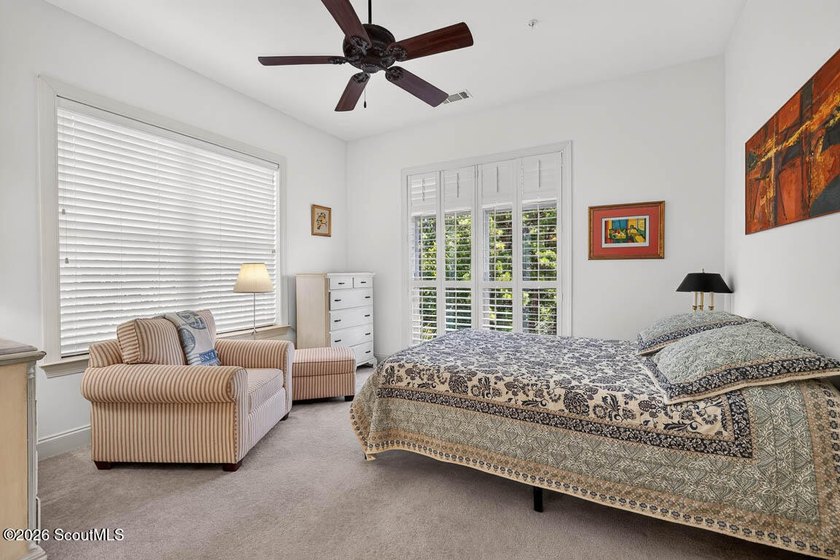 A rare opportunity to own a top-floor, rear corner residence in - photo 15