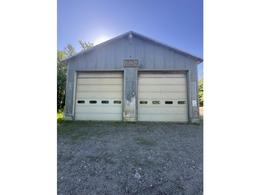 36' x 54' Commercial Building - Turnkey Welding Operation.Solid - photo 3