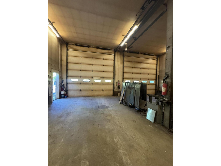 36' x 54' Commercial Building - Turnkey Welding Operation.Solid - photo 4