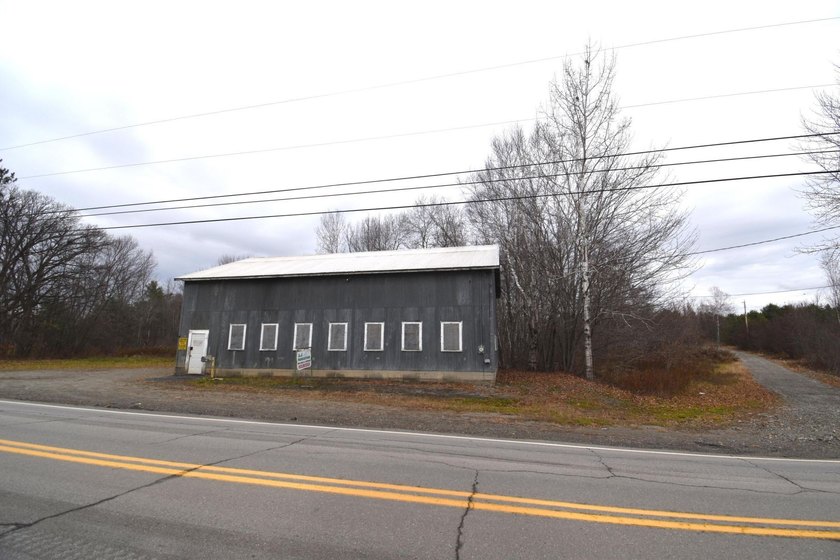 36' x 54' Commercial Building - Turnkey Welding Operation.Solid - photo 9