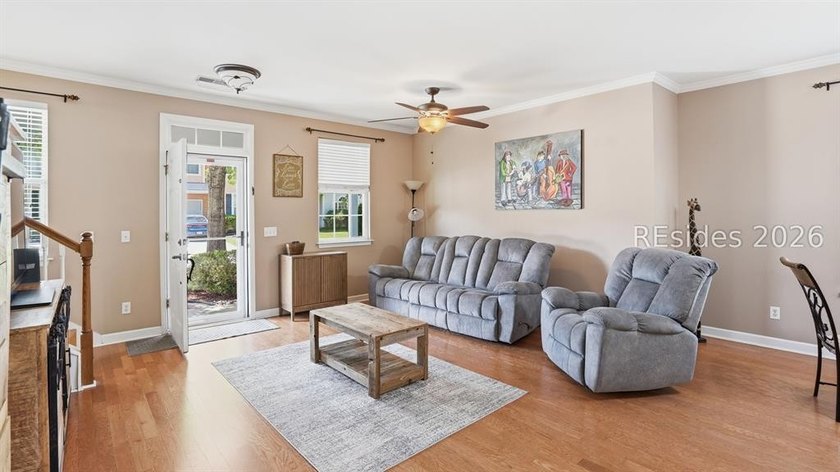 Welcome to 4 Blue Haw Ct in Bluffton! This charming 3 bed, 2.5 - photo 6