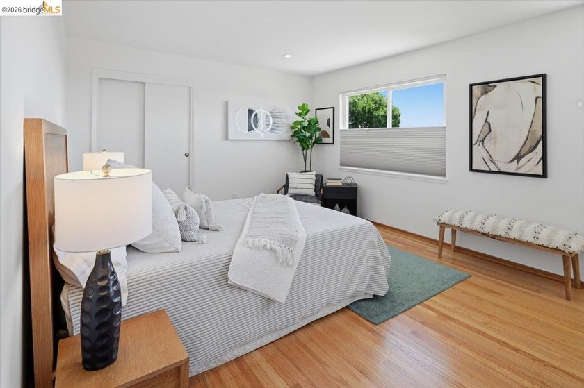 Perched peacefully above it all, this Mid-Century modern home - photo 17