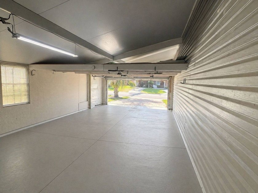 REDUCED! Resort style living in 55 plus golf gated community - photo 29